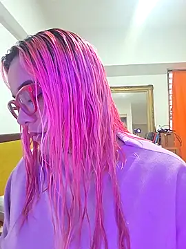 Snapshot of Nova-Satela chatting on 01.15.26 Nova-Satela online show from 01.15.26