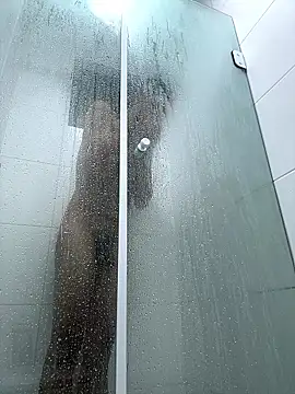 Snapshot of vinihfeh chatting on 01.11.26 vinihfeh online show from 01.11.26