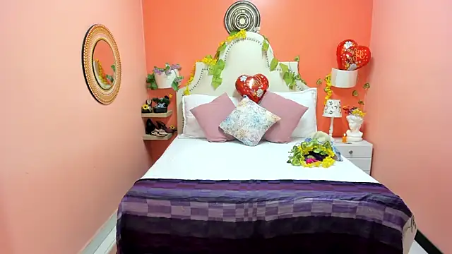 Dalila Najjar  online show from 04.26.26