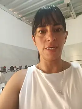 Snapshot of ilairahot chatting on 02.04.26 ilairahot online show from 02.04.26