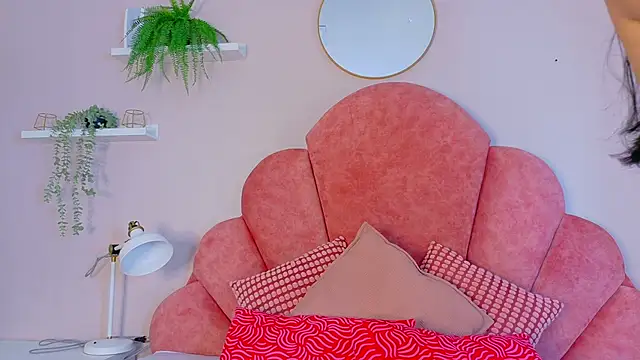 AmberStonne   online show from 02.17.26