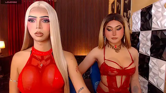 Snapshot of SeductiveJilianTS chatting on 02.18.26 SeductiveJilianTS online show from 02.18.26