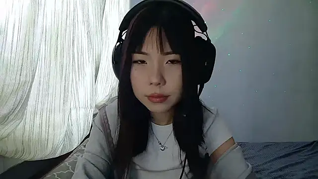 AprilOnilll online show from 01.16.26