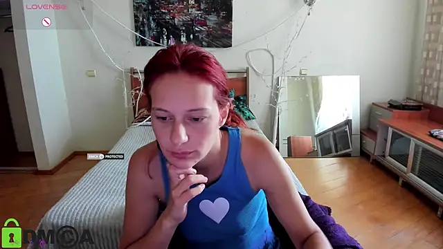 Snapshot of Lily_Viola chatting on 07.30.26 Lily Viola online show from 07.30.26