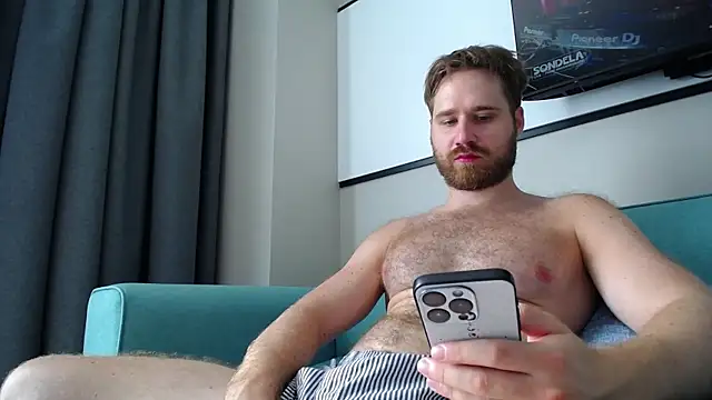 LorenzoLux online show from 03.05.26