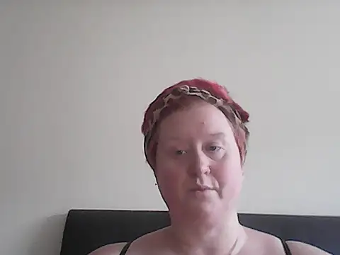 BustyRedxx online show from 05.07.26