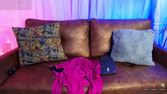  ttaylor  online show from 01.19.26