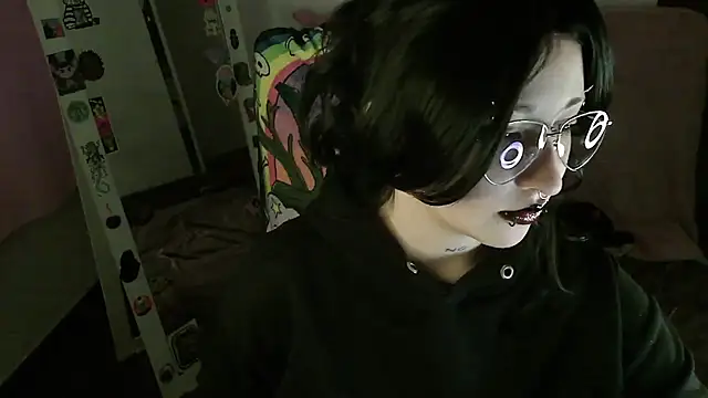 Snapshot of Aoidandelion chatting on 01.08.26 Aoidandelion online show from 01.08.26