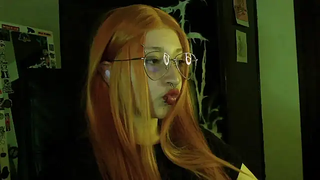 Snapshot of Aoidandelion chatting on 03.25.26 Aoidandelion online show from 03.25.26