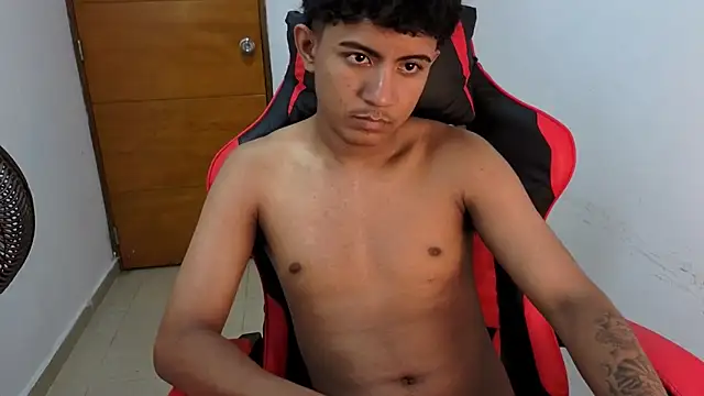 Alluringangel23 online show from 03.10.26