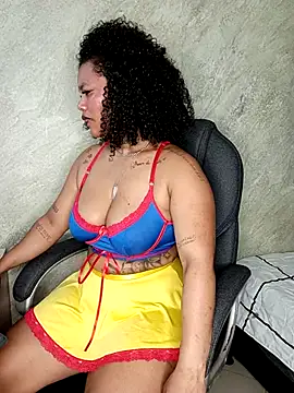 tanisha  lux online show from 07.26.26