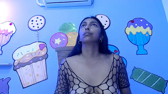 skinnysexzara18 online show from 03.02.26