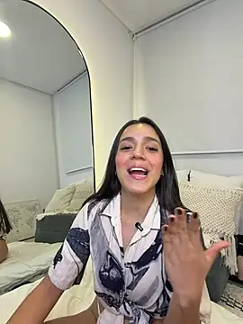 EVA WILD1 online show from 03.04.26