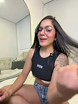 EVA WILD1 online show from 03.06.26