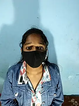 HotxAnamika online show from 01.06.26