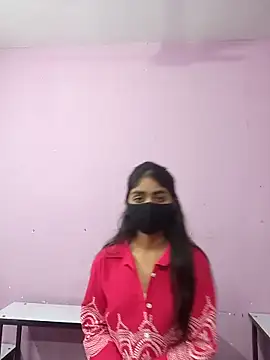 HotxMuskan online show from 03.06.26