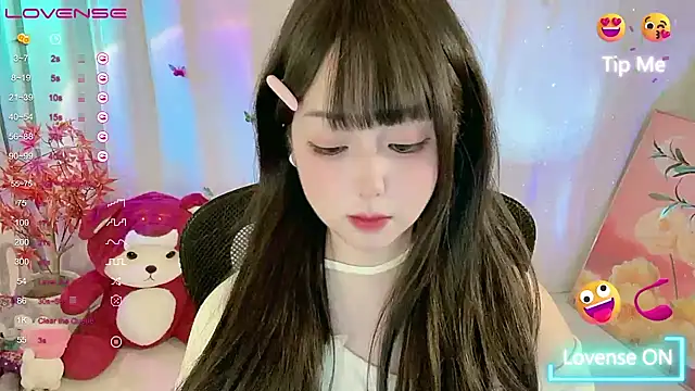 Snapshot of CLaire-5 chatting on 03.27.26 CLaire-5 online show from 03.27.26