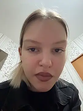 AshleyMur online show from 06.17.26