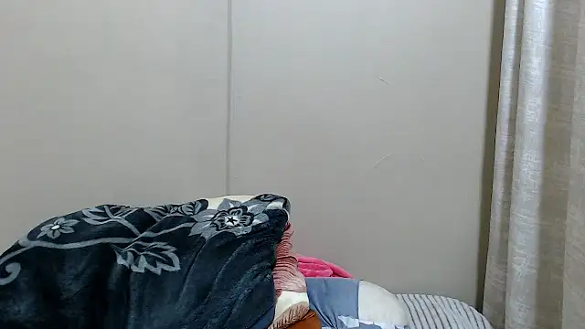 ExtraDoll online show from 04.24.26