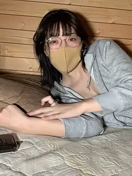 minami room online show from 04.22.26