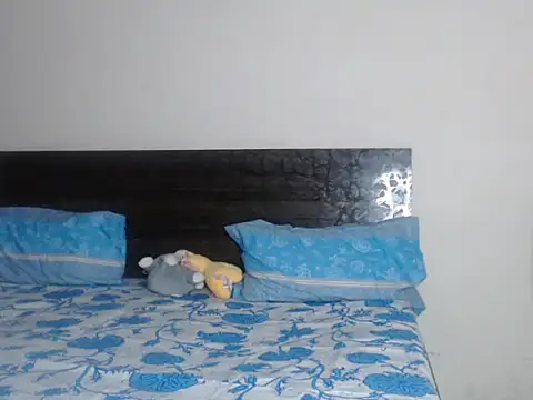 Snapshot of Hottie_heer chatting on 02.13.26 Hottie heer online show from 02.13.26