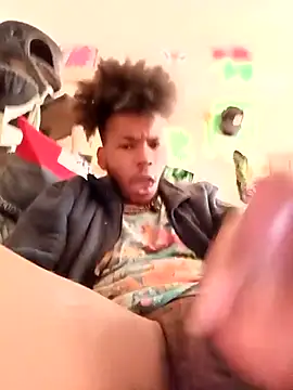 Snapshot of Corrall98 chatting on 04.05.26 Corrall98 online show from 04.05.26