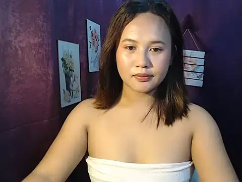 creamycarra online show from 06.19.26