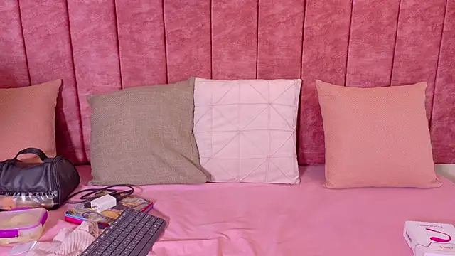 Mayleeth online show from 02.22.26