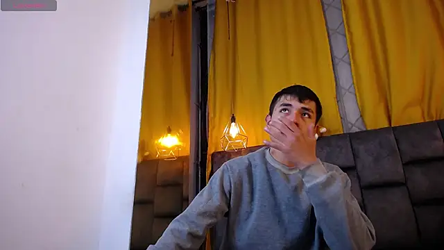 Snapshot of Maik_Russo chatting on 02.16.26 Maik Russo online show from 02.16.26