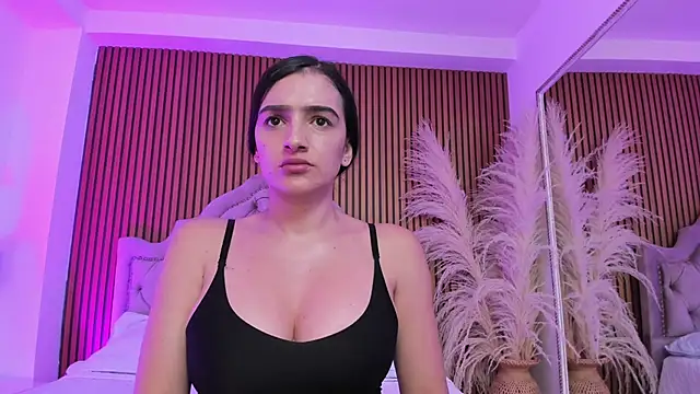 Violett hott  online show from 02.28.26