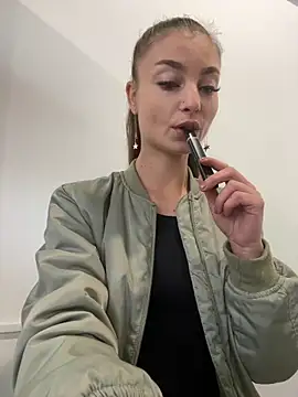 Snapshot of Rebeka2589 chatting on 04.30.26 Rebeka2589 online show from 04.30.26