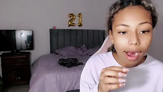 linda brown  online show from 05.26.26