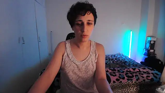 HoneyValentine online show from 06.11.26