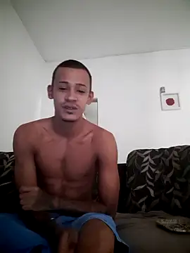 Snapshot of Magrinhodelicia011 chatting on 03.27.26 Magrinhodelicia011 online show from 03.27.26