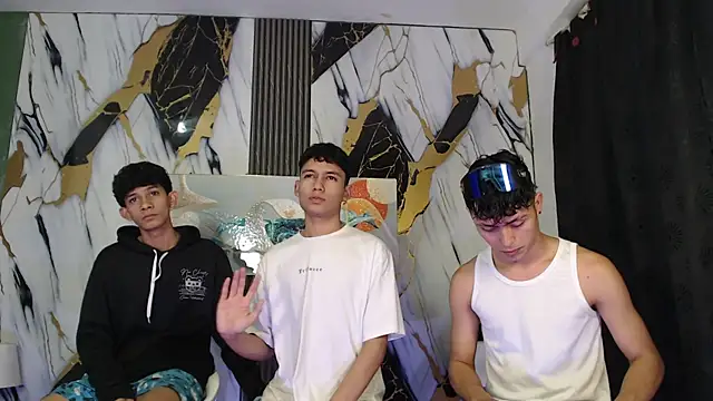 AVENGER BOYS2026 online show from 05.05.26