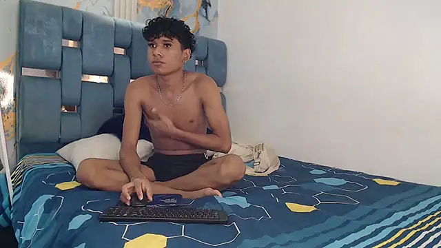 Snapshot of MAPOLA_GREAT chatting on 02.12.26 MAPOLA GREAT online show from 02.12.26