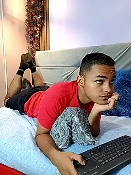 Snapshot of studentdeivy_ chatting on 01.10.26 studentdeivy online show from 01.10.26