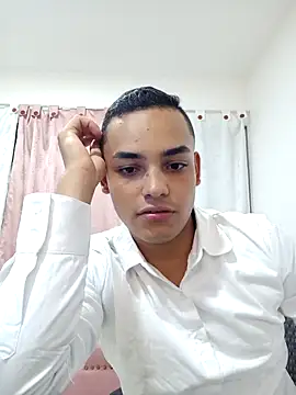 Snapshot of studentdeivy_ chatting on 03.17.26 studentdeivy online show from 03.17.26