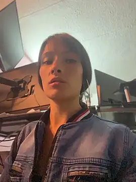 Michelle ec online show from 04.29.26