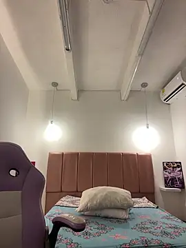 Iamcami  online show from 03.02.26