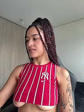 crystal dlun online show from 03.05.26