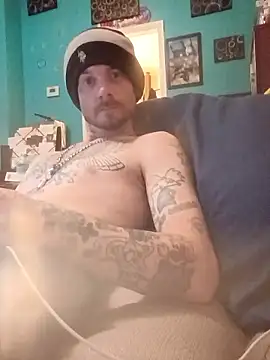 Snapshot of Nico2Nasty chatting on 03.21.26 Nico2Nasty online show from 03.21.26