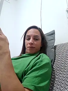 ofjuliaa online show from 02.21.26