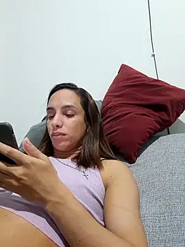 ofjuliaa online show from 04.23.26