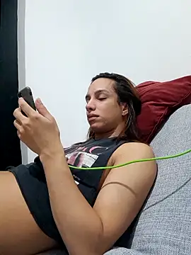 ofjuliaa online show from 04.30.26