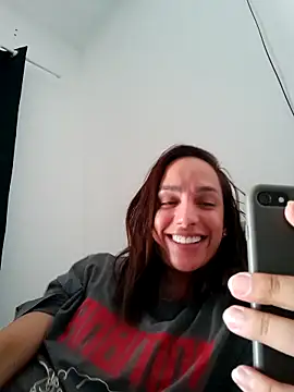 ofjuliaa online show from 05.03.26