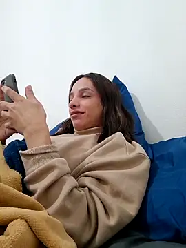 ofjuliaa online show from 05.12.26