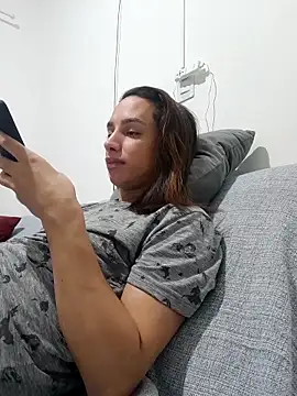 ofjuliaa online show from 06.10.26