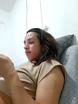 ofjuliaa online show from 06.19.26