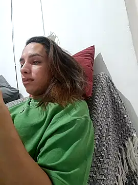 ofjuliaa online show from 07.12.26